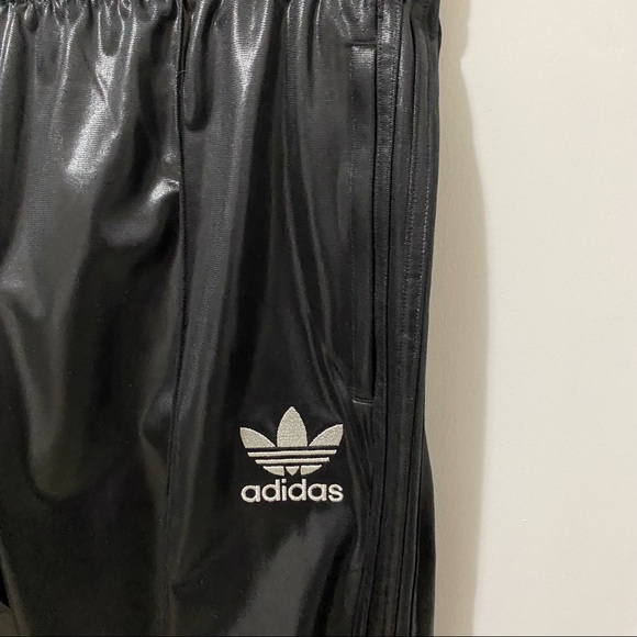 Rare Retro Adidas Chile 62 Coated Track Pants Black - Picture 6 of 14